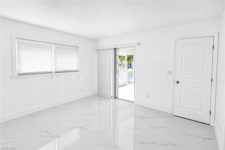 2504 Se 16th Pl 104, Cape Coral, Florida 33904