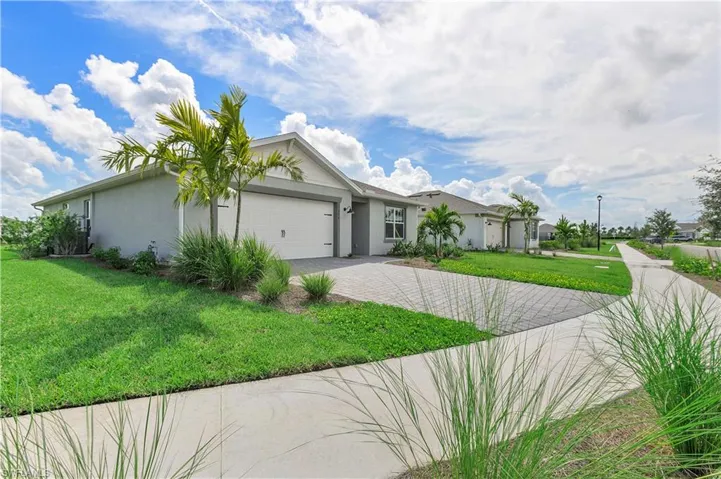 Photo is from a completed home of the same model. Options for this home may vary.