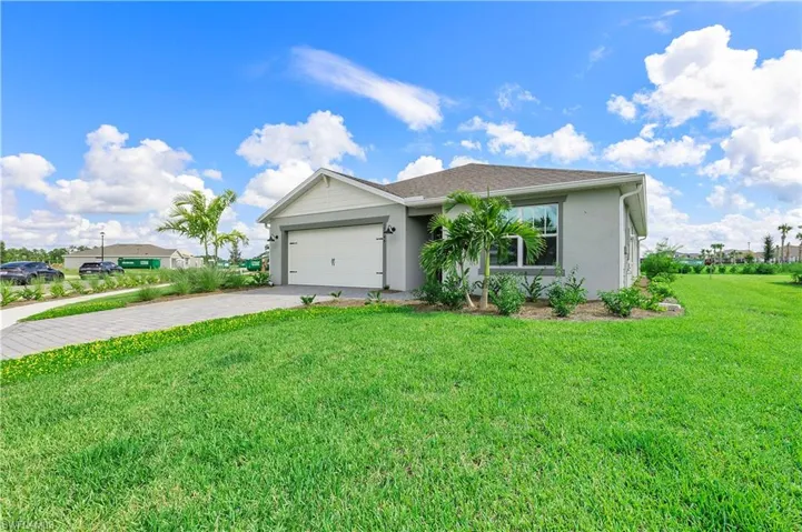 Photo is from a completed home of the same model. Options for this home may vary.