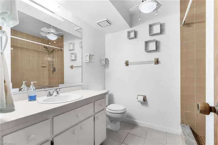 8677 Whispering Pines Dr, St. James City, Florida 33956