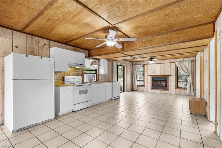 8677 Whispering Pines Dr, St. James City, Florida 33956