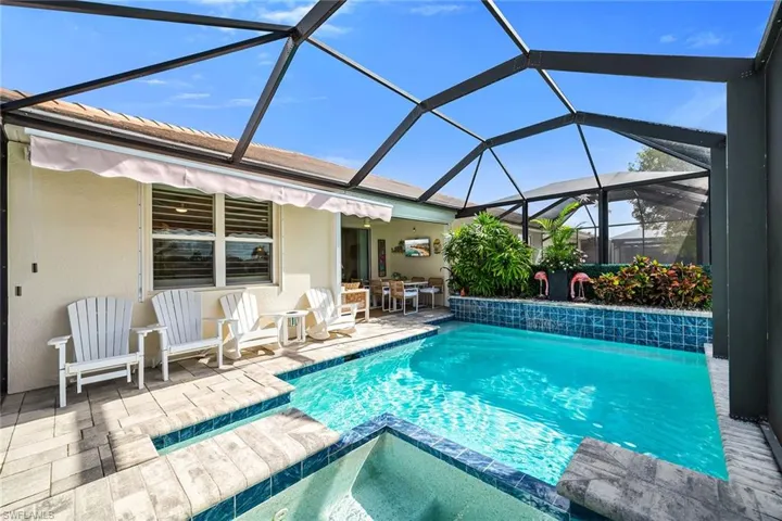 14815  Edgewater  CIR, Naples, FL 34114