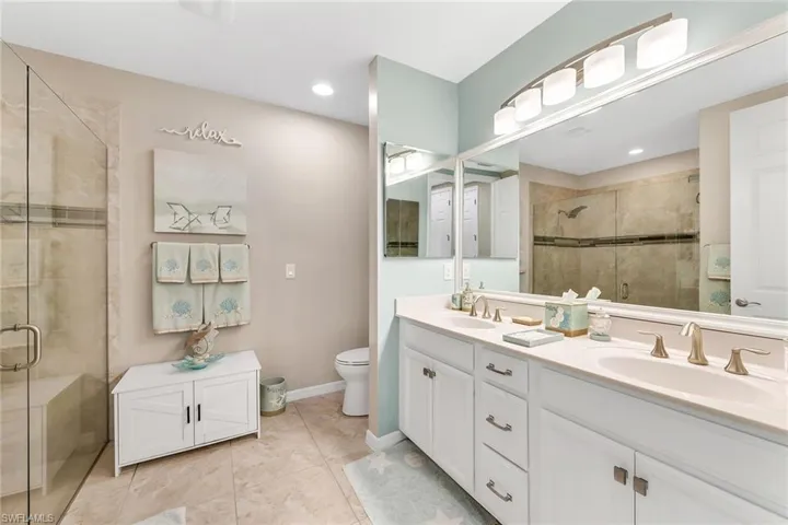 14815  Edgewater  CIR, Naples, FL 34114
