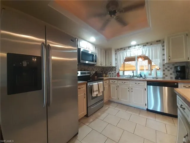 838 SE 41st ST, CAPE CORAL FL 33904