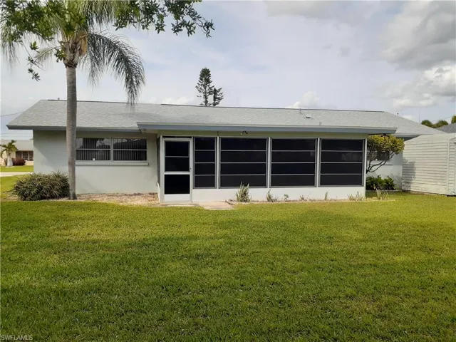 838 SE 41st ST, CAPE CORAL FL 33904