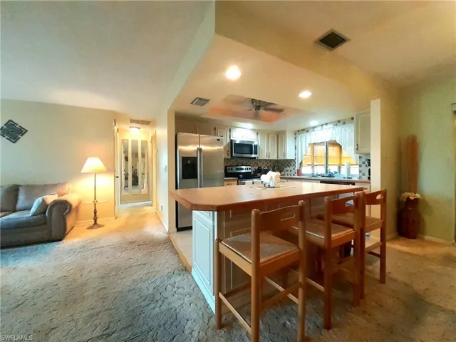838 SE 41st ST, CAPE CORAL FL 33904