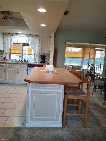 838 SE 41st ST, CAPE CORAL FL 33904