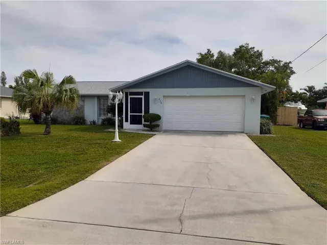 838 SE 41st ST, CAPE CORAL FL 33904