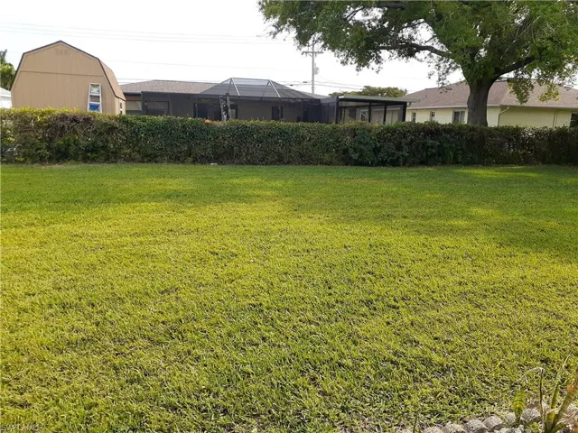838 SE 41st ST, CAPE CORAL FL 33904