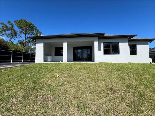 2782 Golden Gate BLVD E, NAPLES FL 34120