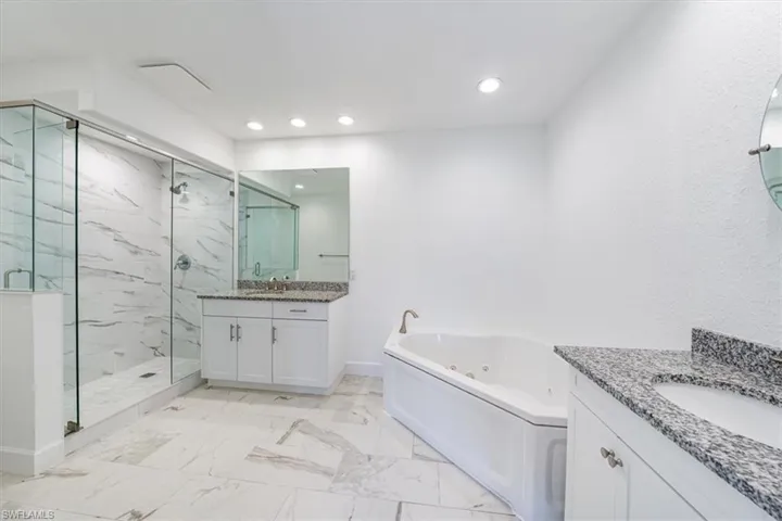 Totally Remodeled Primary Bath, Dual Sinks, Jet Tub
