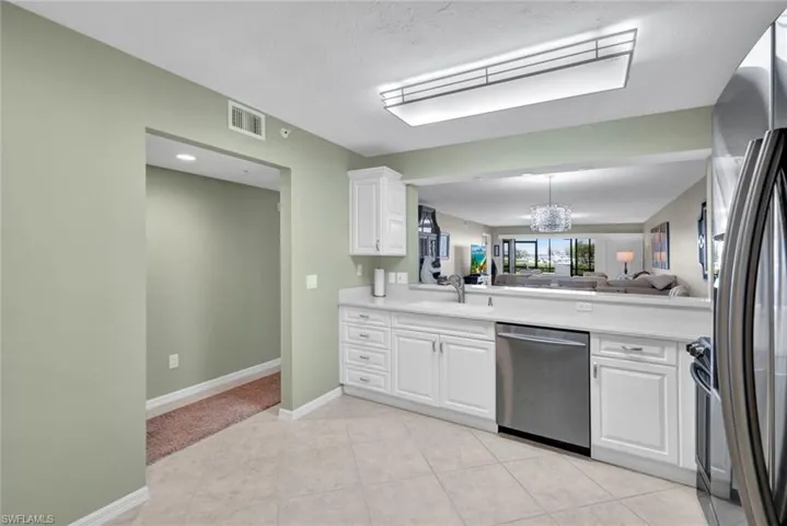 9435 Sunset Harbor Ln 211, Fort Myers, Florida 33919