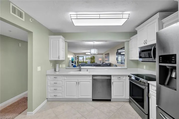 9435 Sunset Harbor Ln 211, Fort Myers, Florida 33919