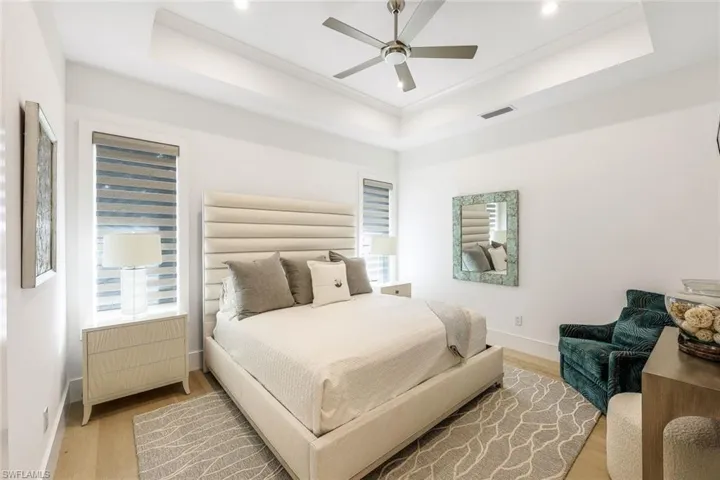 Guest bedroom with en suite bathroom.