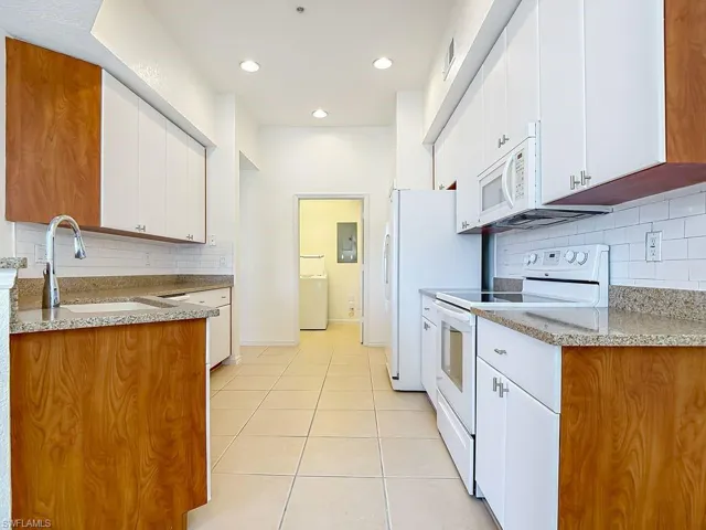 9260 Belleza Way # 203, Fort Myers, Florida 33908