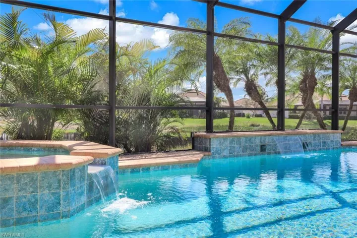 9677 Cobalt Cove Cir, Naples Fl 34120