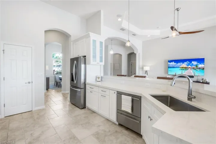 9677 Cobalt Cove Cir, Naples Fl 34120
