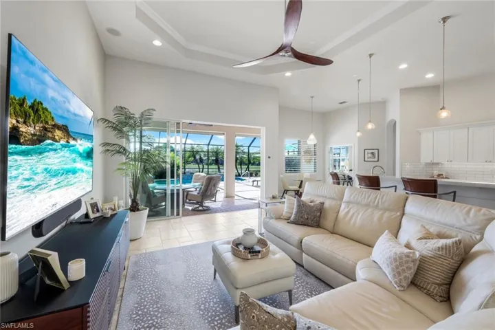 9677 Cobalt Cove Cir, Naples Fl 34120