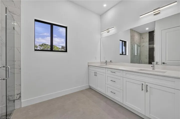 1728 Kismet Pkwy W, Cape Coral, Florida 33993