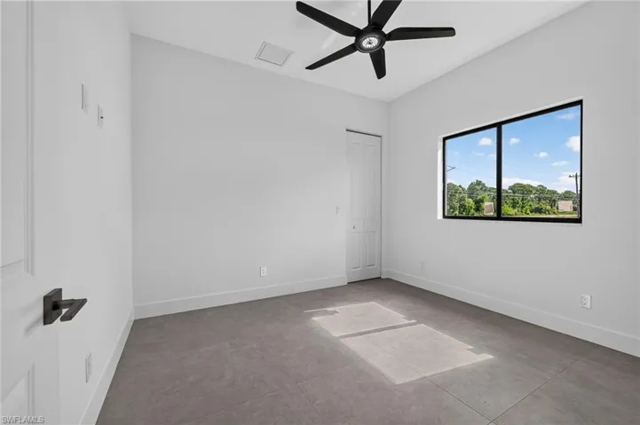 1728 Kismet Pkwy W, Cape Coral, Florida 33993