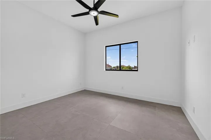 1728 Kismet Pkwy W, Cape Coral, Florida 33993