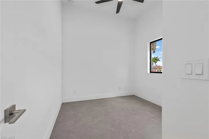 1728 Kismet Pkwy W, Cape Coral, Florida 33993