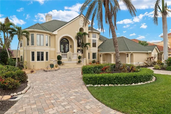 Circle Paver Driveway