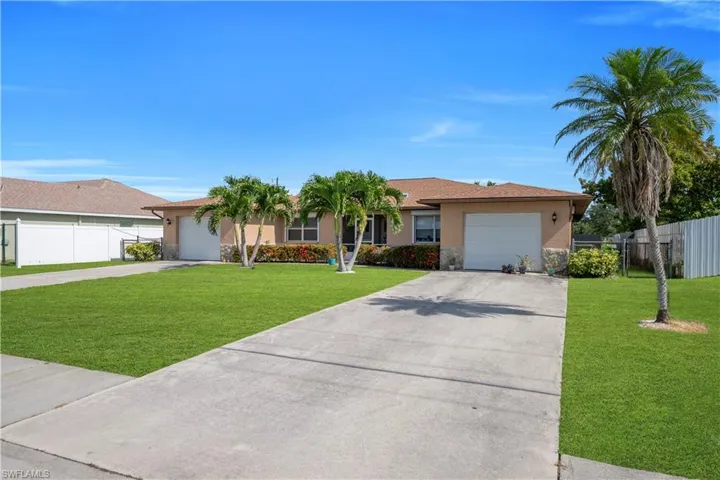 836 Trafalgar Pkwy, Cape Coral, Florida 33991