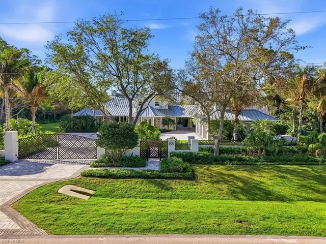 88 Eugenia Dr, Naples, Florida 34108
