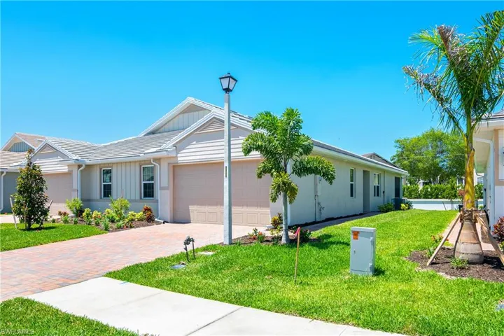 1033  Tranquil Brook  DR, Naples, FL 34114