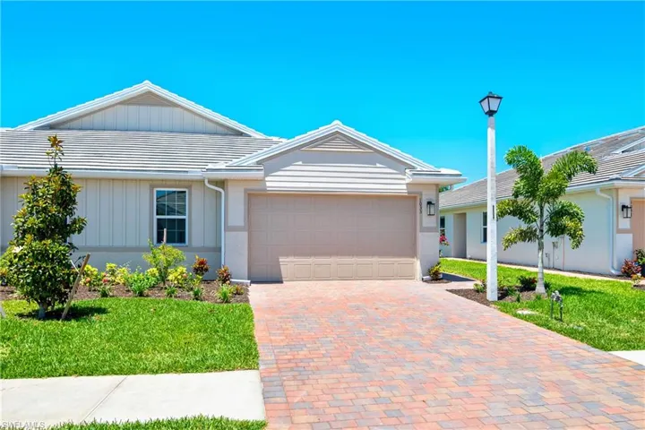 1033  Tranquil Brook  DR, Naples, FL 34114