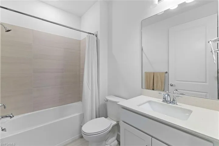 Full guest bathroom.