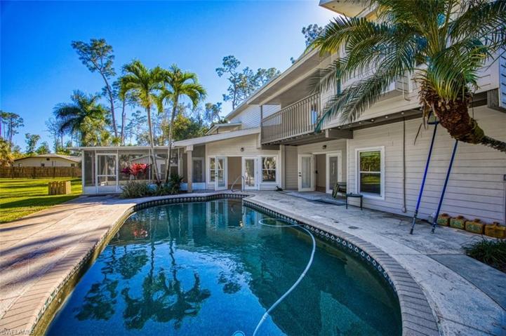 11941 Plantation RD, FORT MYERS FL 33966