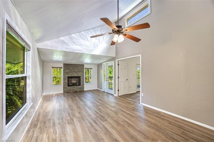 11941 Plantation RD, FORT MYERS FL 33966