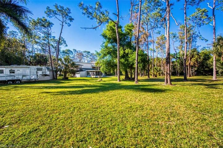 11941 Plantation RD, FORT MYERS FL 33966