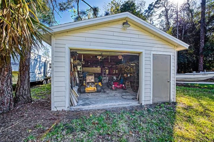 11941 Plantation RD, FORT MYERS FL 33966