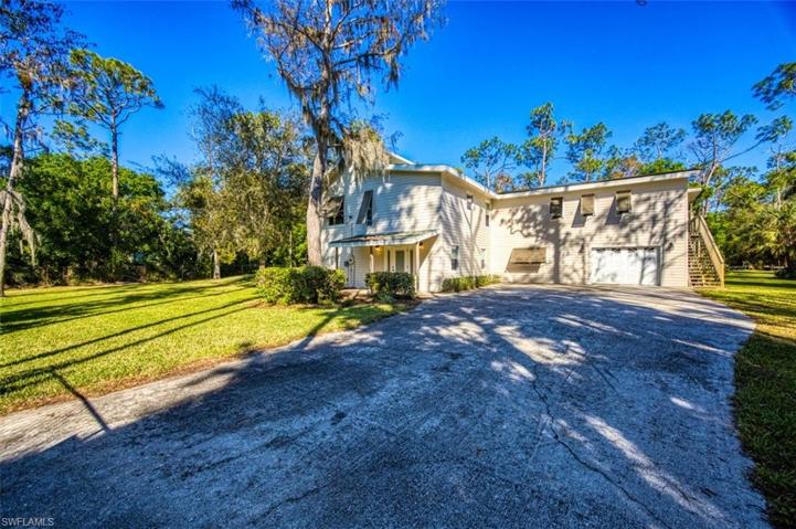 11941 Plantation RD, FORT MYERS FL 33966