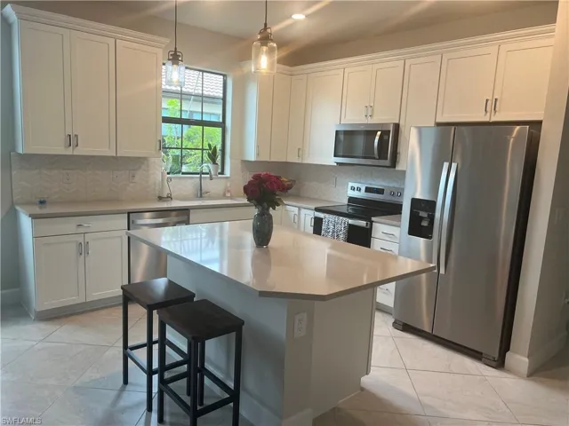16753 Rolling Rock Blvd, Alva, Florida 33920