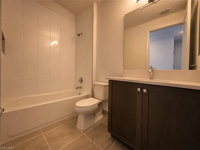 20921 Thistle Leaf Ln, Estero, Florida 33928