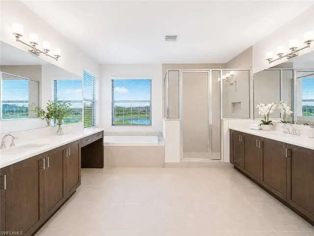 20921 Thistle Leaf Ln, Estero, Florida 33928