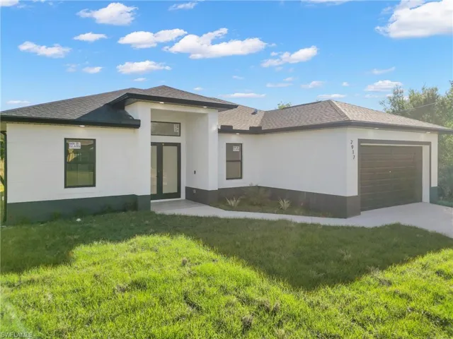 2917  24th W ST, Lehigh Acres, FL 33971