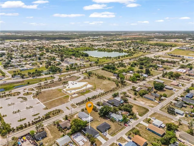 2161  Ben  ST, Fort Myers, FL 33916