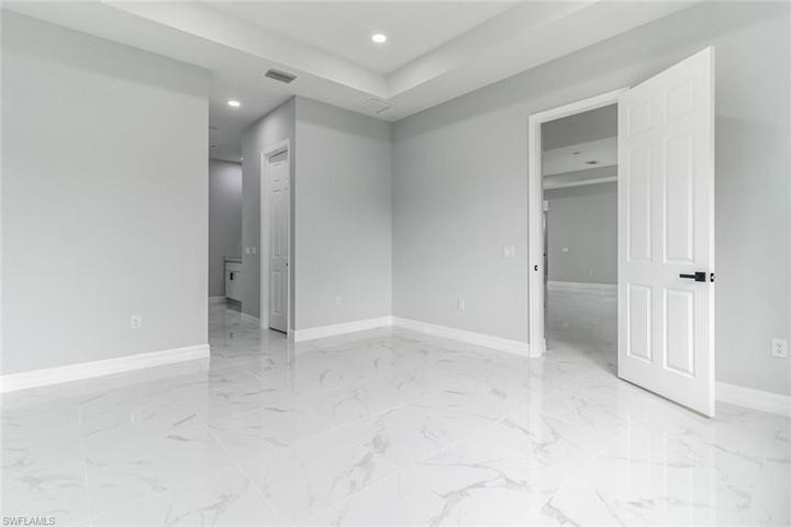 1502 Hibiscus AVE, LEHIGH ACRES FL 33972