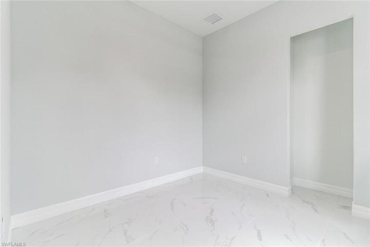 1502 Hibiscus AVE, LEHIGH ACRES FL 33972