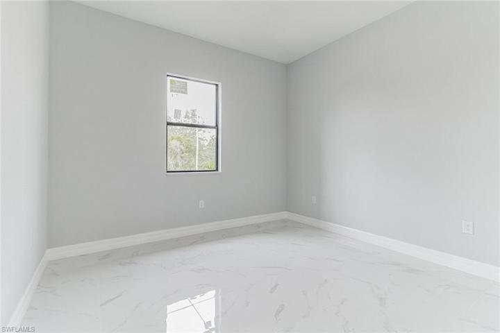 1502 Hibiscus AVE, LEHIGH ACRES FL 33972