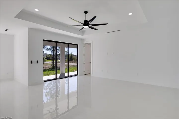 538 Raintree St E, Lehigh Acres, Florida 33974