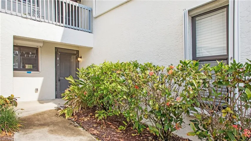 6328  Sugar Bush  LN, Fort Myers, FL 33908