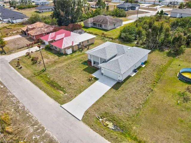 442 Mercedes Ct, Lehigh Acres, Florida 33972