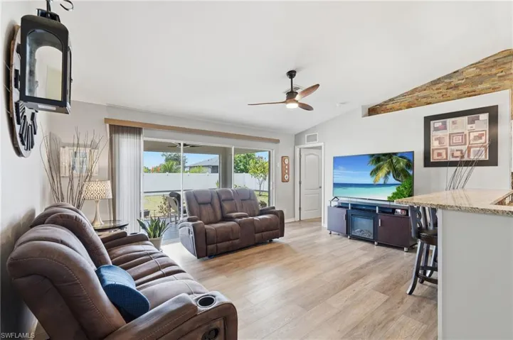 2038 NE 24th  TER, Cape Coral, FL 33909
