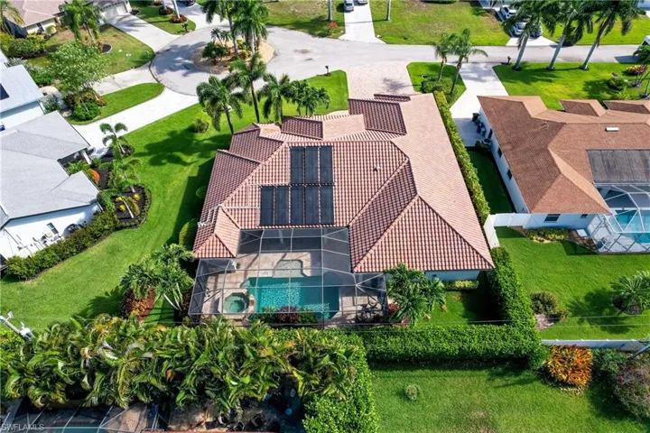 View of birds eye view of property